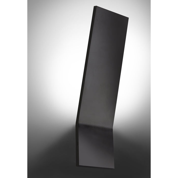 Sanja LED Wall Sconce - 20W - Matte Black - Frosted Diffuser