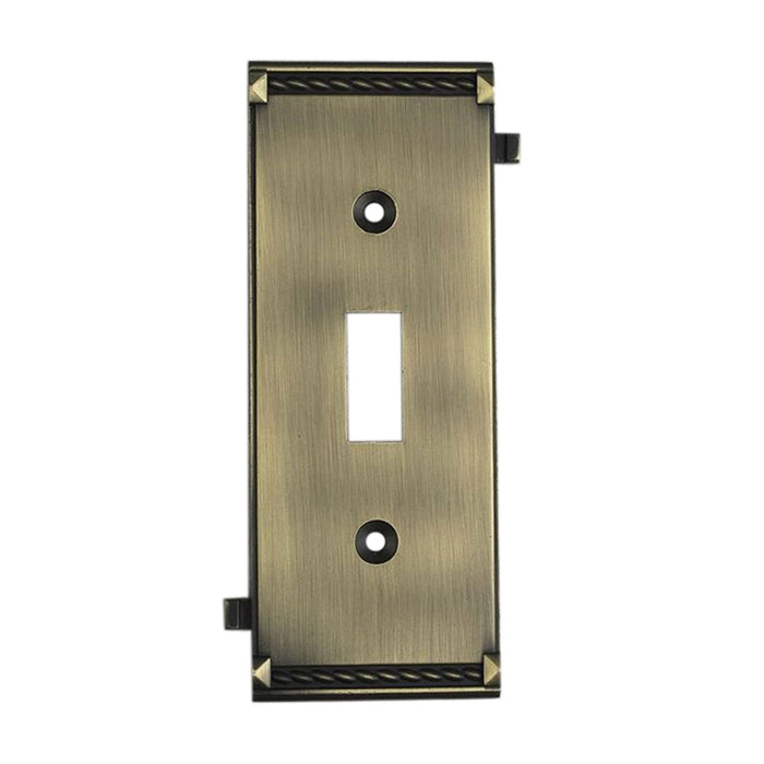 Clickplate in Antique Brass - Middle