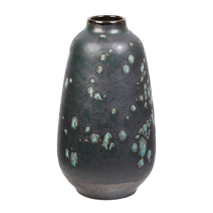 Takuya Vase